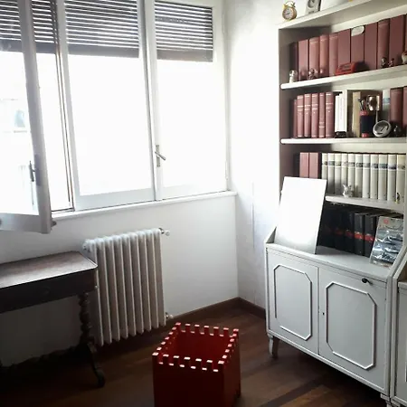 ゲストハウス Due Stanze Nel Cuore Di